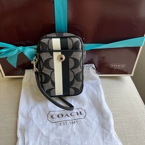 Coach Signature framed coin purse